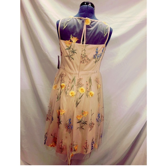 Jessica Howard Blush Flower Dress NWT Size 10P - Picture 2 of 8